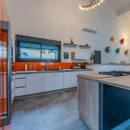 Σπίτι διακοπών De Luxe 4* Avec Piscine Chauffee, Wifi Et Garage A - 10 Pers. Non-fumeur - Fr-1-521-236 *
